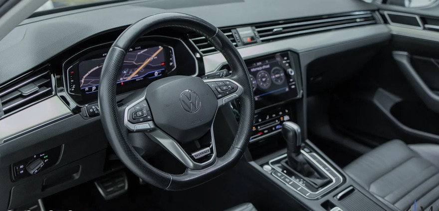 Volkswagen Passat cena 152900 przebieg: 86050, rok produkcji 2021 z Nowe Miasto Lubawskie małe 497